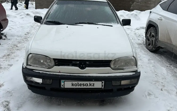 Volkswagen Golf 1994 года за 1 490 000 тг. в Астана