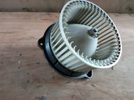 Моторчик печки на Хонда правый руль за 25 000 тг. в Алматы – фото 2