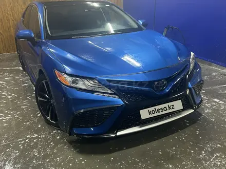 Toyota Camry 2019 года за 13 500 000 тг. в Астана