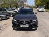 Toyota Camry 2022 годаүшін14 200 000 тг. в Усть-Каменогорск – фото 4