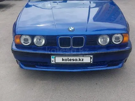 BMW 520 1992 года за 1 200 000 тг. в Алматы – фото 10