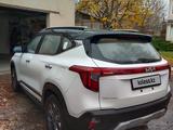 Kia Seltos 2024 годаfor9 500 000 тг. в Актобе – фото 4