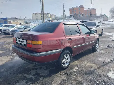Volkswagen Vento 1994 года за 1 200 000 тг. в Жезказган