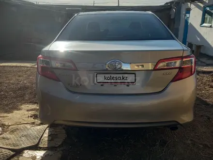 Toyota Camry 2013 года за 5 100 000 тг. в Уральск – фото 4