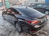 Lexus ES 250 2021 года за 21 500 000 тг. в Алматы – фото 3