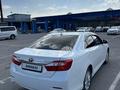 Toyota Camry 2014 года за 9 800 000 тг. в Шымкент – фото 4