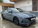 Hyundai Elantra 2021 года за 8 900 000 тг. в Шымкент