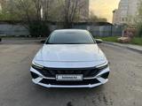 Hyundai Elantra 2023 года за 11 700 000 тг. в Алматы – фото 3