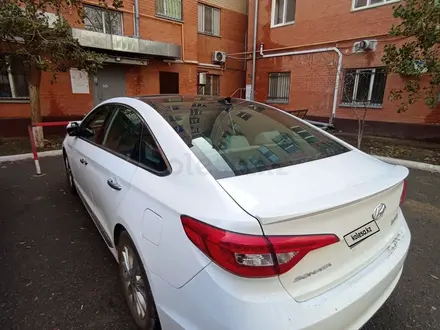 Hyundai Sonata 2015 года за 6 000 000 тг. в Атырау – фото 5