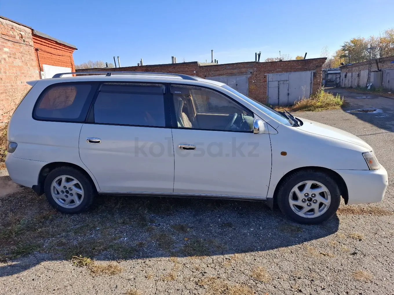 Toyota Gaia, 1998