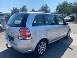 Opel Zafira 2007 года за 717 717 тг. в Алматы – фото 2