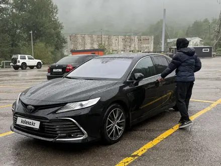 Toyota Camry 2021 года за 15 700 000 тг. в Павлодар – фото 3