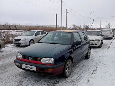 Volkswagen Golf 1993 года за 850 000 тг. в Семей – фото 5