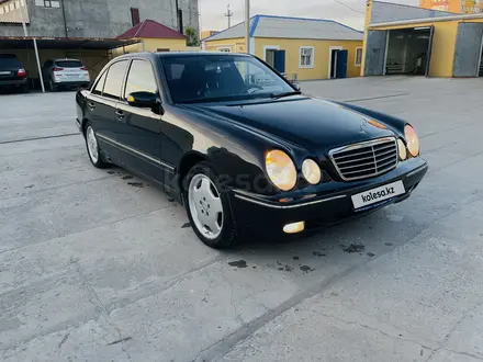 Mercedes-Benz E 320 2001 годаүшін4 500 000 тг. в Атырау – фото 3