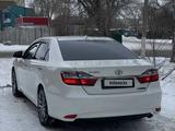 Toyota Camry 2017 годаfor9 000 000 тг. в Актобе – фото 4