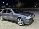 Mercedes-Benz C 200 1996 года за 2 000 000 тг. в Караганда