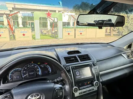 Toyota Camry 2014 года за 8 250 000 тг. в Алматы – фото 9