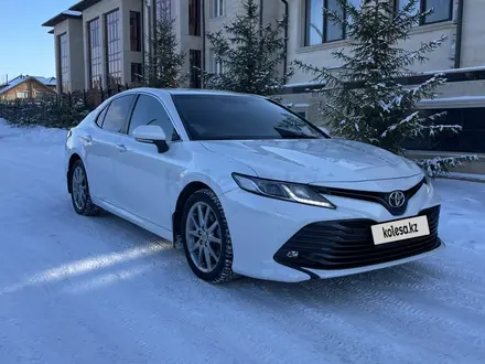 Toyota Camry 2019 года за 12 900 000 тг. в Караганда – фото 16