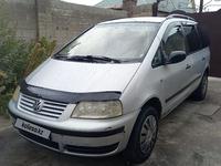 Volkswagen Sharan 2003 года за 2 200 000 тг. в Шымкент