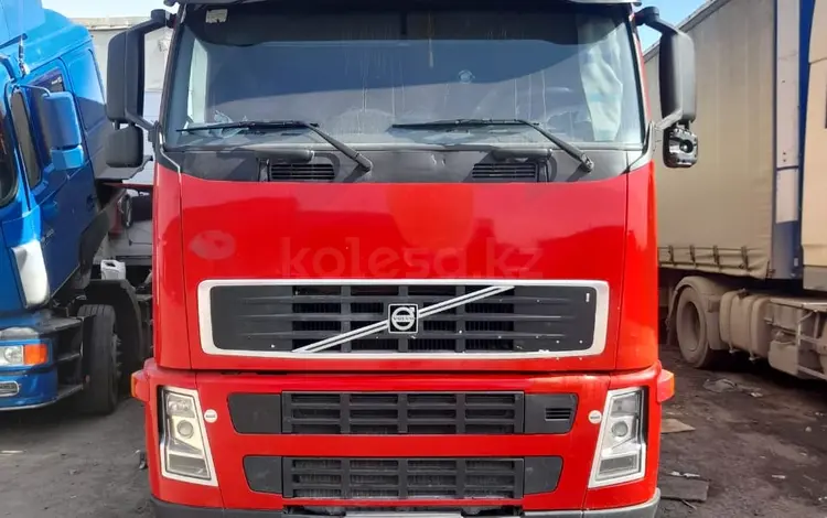 Volvo  FH 12.380 2004 года за 23 000 000 тг. в Астана