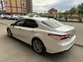 Toyota Camry 2019 годаүшін15 500 000 тг. в Уральск – фото 3