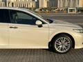 Toyota Camry 2019 года за 12 900 000 тг. в Астана – фото 11