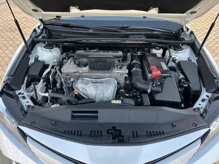 Toyota Camry 2019 года за 12 900 000 тг. в Астана – фото 16
