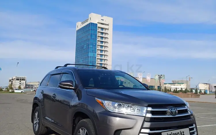 Toyota Highlander 2018 года за 17 500 000 тг. в Алматы