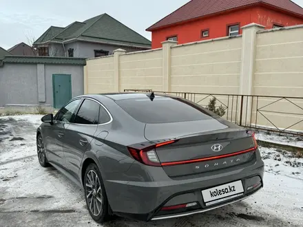 Hyundai Sonata 2021 года за 12 000 000 тг. в Шымкент – фото 4