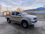 Toyota Hilux 2013 года за 7 300 000 тг. в Атырау – фото 2