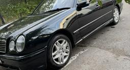 Mercedes-Benz E 320 1998 года за 3 200 000 тг. в Астана