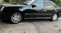 Mercedes-Benz E 320 1998 года за 3 200 000 тг. в Астана – фото 5