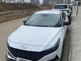 Hyundai Elantra 2023 года за 12 415 000 тг. в Астана
