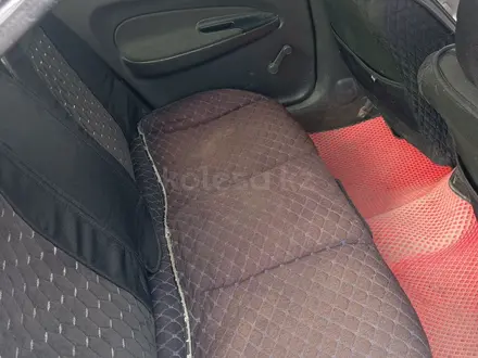 Mazda 323 1994 года за 550 000 тг. в Алматы – фото 4