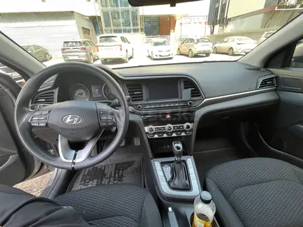 Hyundai Elantra 2019 года за 8 300 000 тг. в Астана – фото 3