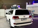 Toyota Land Cruiser 2017 года за 28 500 000 тг. в Шымкент – фото 2