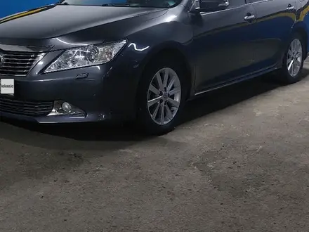 Toyota Camry 2014 года за 11 100 000 тг. в Алматы – фото 18