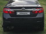 Toyota Camry 2014 года за 8 800 000 тг. в Риддер – фото 2