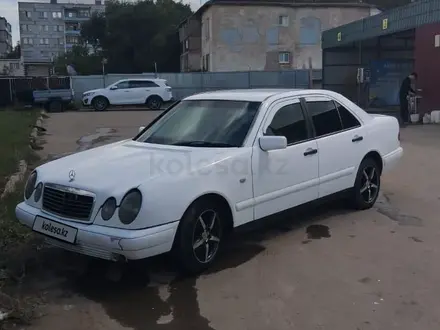 Mercedes-Benz E 250 1996 года за 1 555 555 тг. в Жезказган