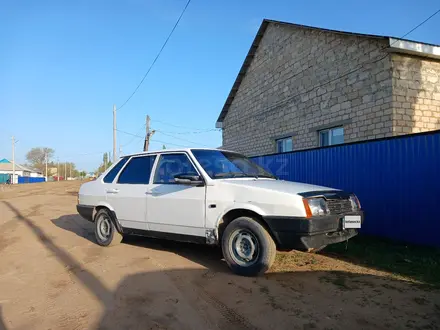 ВАЗ (Lada) 21099 1997 года за 950 000 тг. в Актобе – фото 4