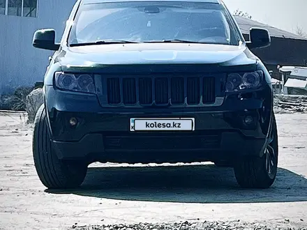 Jeep Grand Cherokee 2012 года за 12 000 000 тг. в Костанай – фото 2