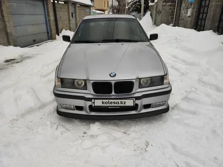 BMW 328 1998 года за 7 000 000 тг. в Алматы – фото 2