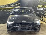 Hyundai Elantra 2022 года за 9 300 000 тг. в Актобе – фото 2