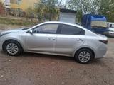 Kia Rio 2021 года за 6 500 000 тг. в Астана – фото 2