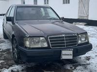 Mercedes-Benz E 220 1993 года за 1 200 000 тг. в Тараз