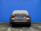 Toyota Camry 2021 годаfor10 610 000 тг. в Актобе – фото 4