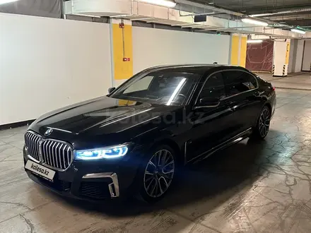 BMW 740 2019 года за 46 000 000 тг. в Алматы – фото 3