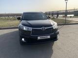 Toyota Highlander 2014 года за 17 800 000 тг. в Павлодар