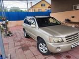 Toyota Highlander 2002 года за 6 100 000 тг. в Алматы – фото 2