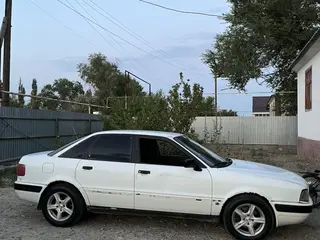 Audi 80